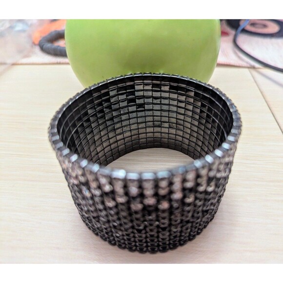 Black Gray & Clear Ombre Crystals Stretch Cuff Bracelet - Picture 3 of 4